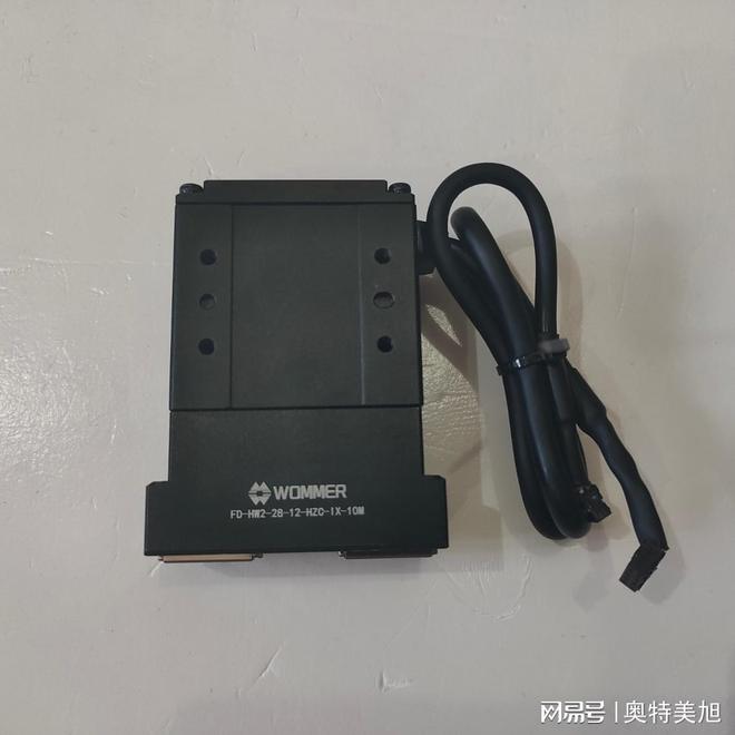 协作机器人电爪登场！力控精准工业抓取替代进口超稳